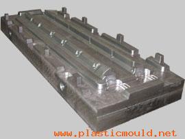 large-sized mould