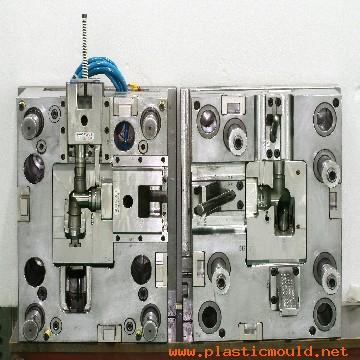 Plastic injection Moulds