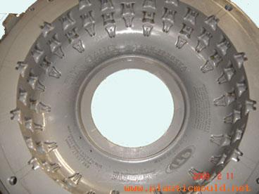 ATV tire mold