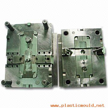 Plastic Injection Mold with Lid and Cap