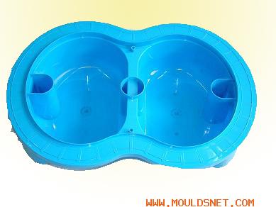 Injection mold